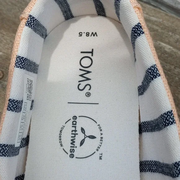Tom's Flats Peach, worn once, Exc. Sz 8.5 - Picture 3 of 4